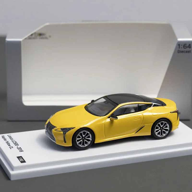 

Литая под давлением AR Foshan, выставка 1:64, масштаб Lexus LC500, двухдверный спортивный автомобиль, 2018, модель желтого сплава, Коллекционная игрушка в подарок