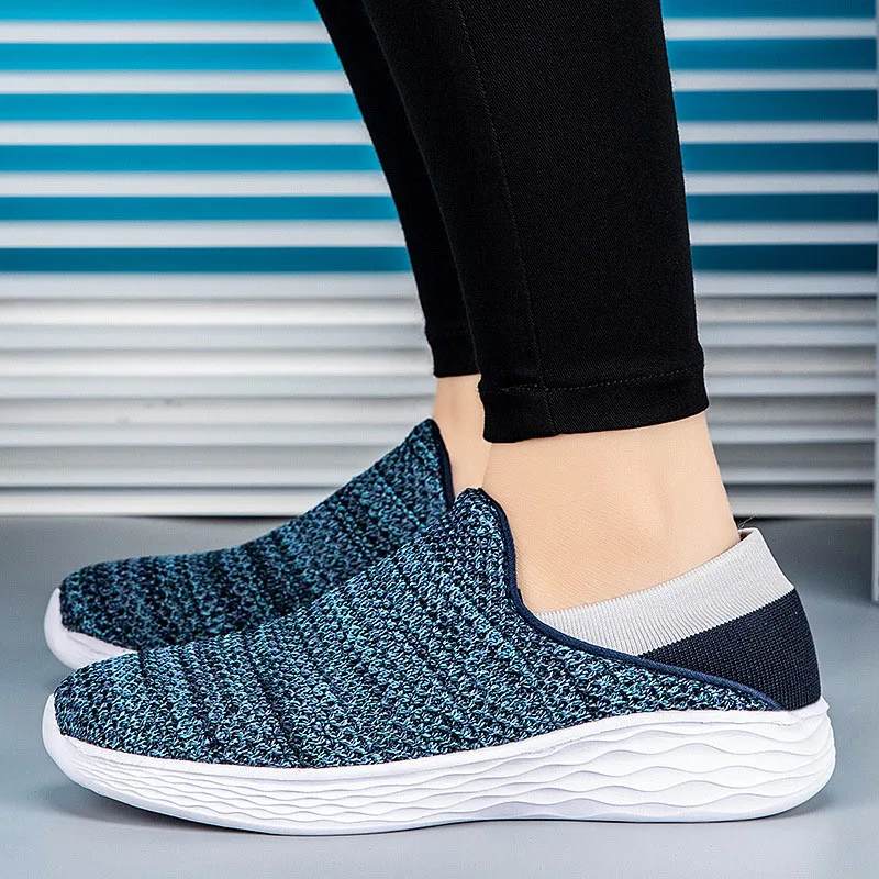 Unisex Knitted Sneakers Women Men Breathable Mesh Running Shoes Soft Slip-on Walking Jogging Casual Shoes Fitness Sports Shoes