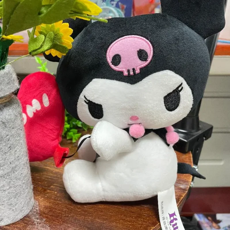 Urocza pluszowa zabawka Sanrio Kuromi, słodka, marzycielska seria parku rozrywki, pluszowa lalka, zawieszka do plecaka, prezent na festiwal dla dziewczynki anime.