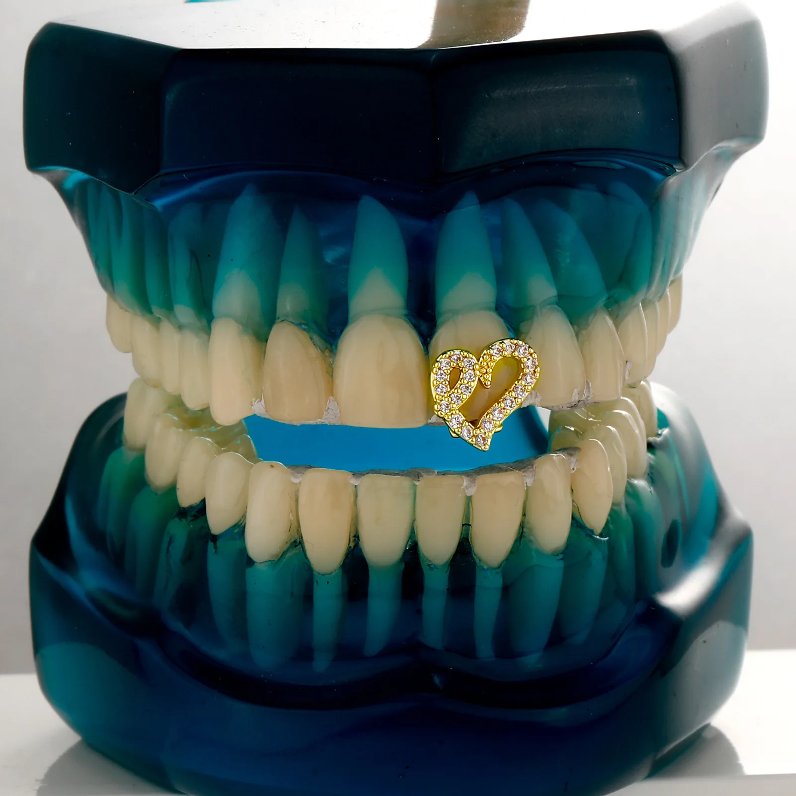 European And American Love-Themed Personalized Copper Zirconia Fashion Single Tooth Jewelry For a Grand Sale