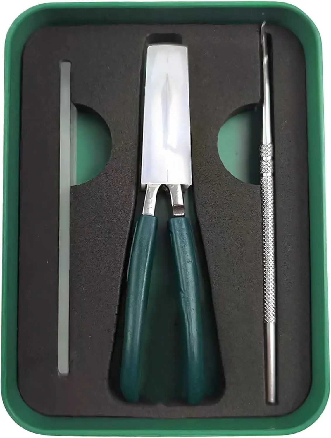 

Trimming Thick Nails Clipper with Wide Jaw, Angled Blades & Grip