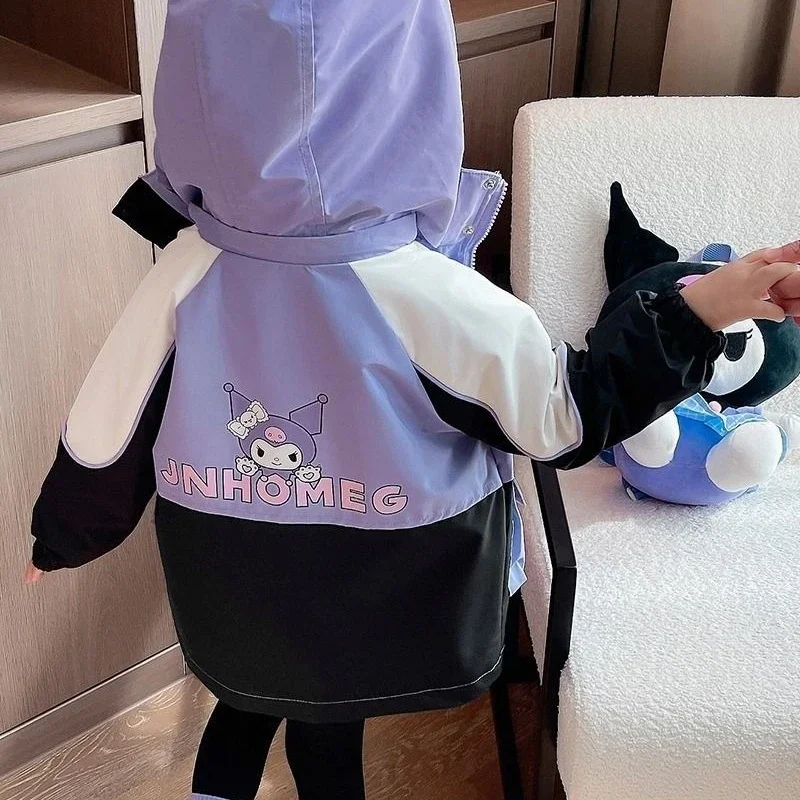 معطف Kawaii Sanrio Kuromi للفتيات للخريف والشتاء سترة مخملية مقاومة للرياح متوسطة وكبيرة للأطفال ثلاثة في واحد قابلة للفصل