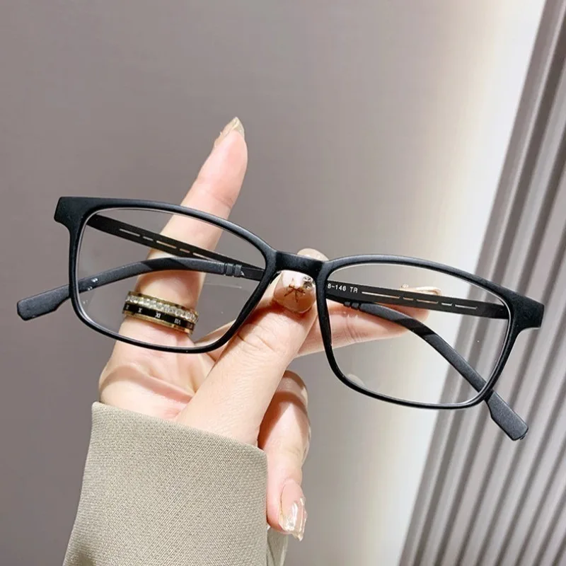 Thumbnail 3 - #24 Compare Titanium Glasses Frames Before You Buy
