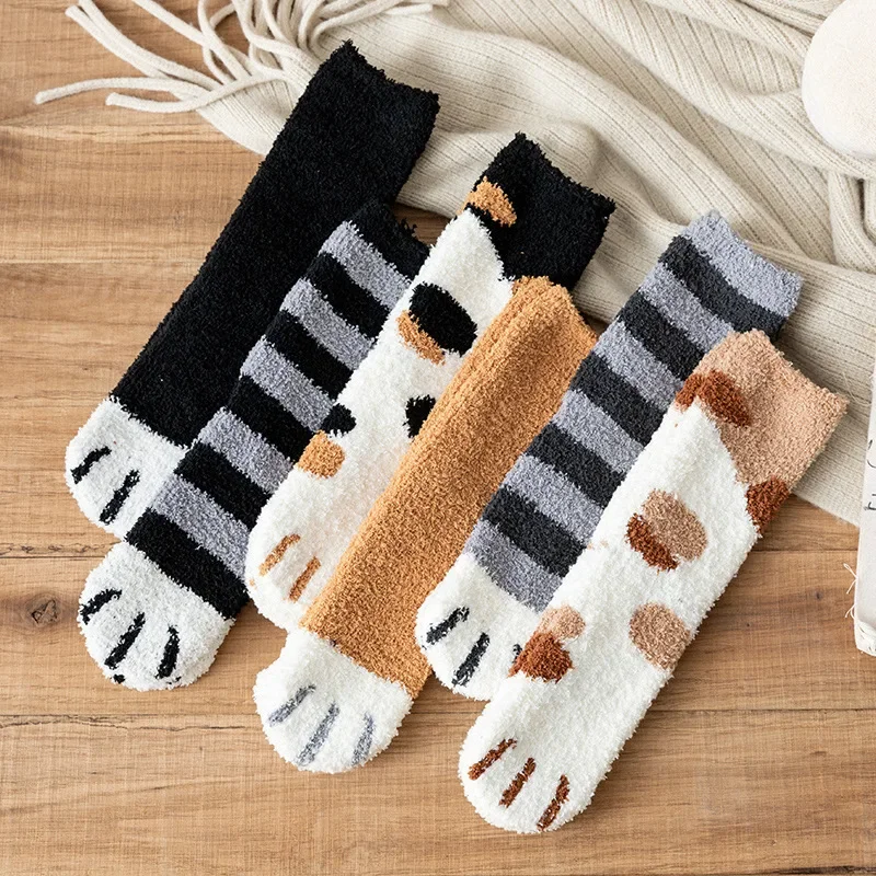 

6 pairs of women's autumn winter coral fleece mid tube socks cute cat paw socks with thickened sweat absorbing odor proof socks