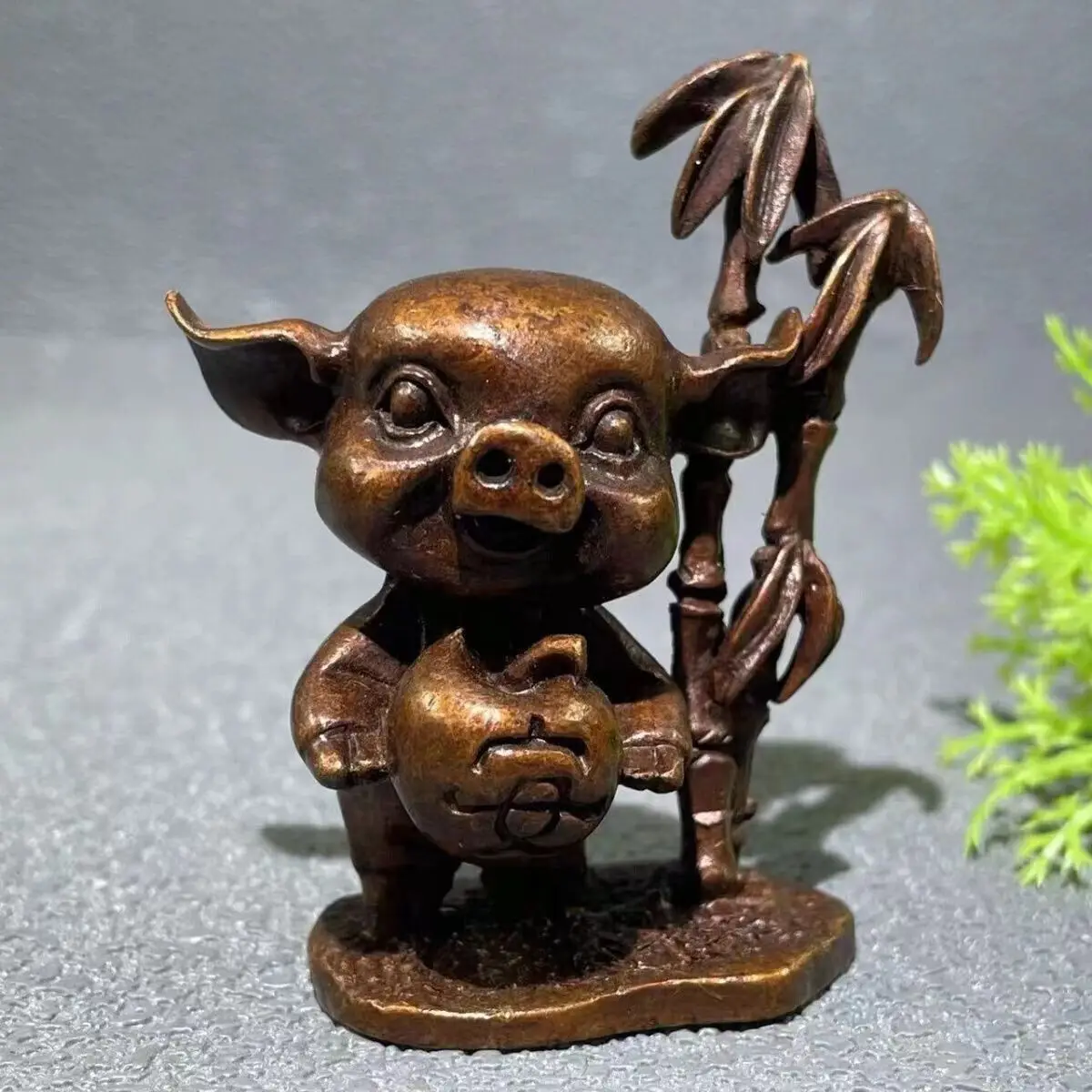 

Chinese Old Brass Copper Statue Hand Carved Pig,Antique handicraft ornaments