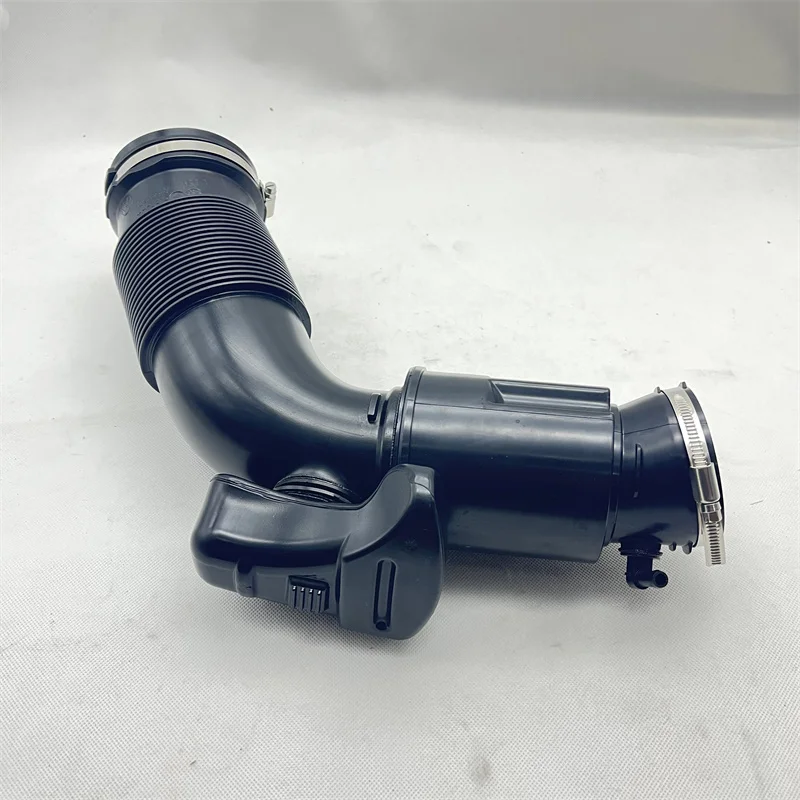 

95811022302 7P0129684B Engine Air Intake Hose TUbe Connector Pipe for Porsche Cayenne 2011-2018 3.0L V6 VW Touareg A8 Q7 Diesel