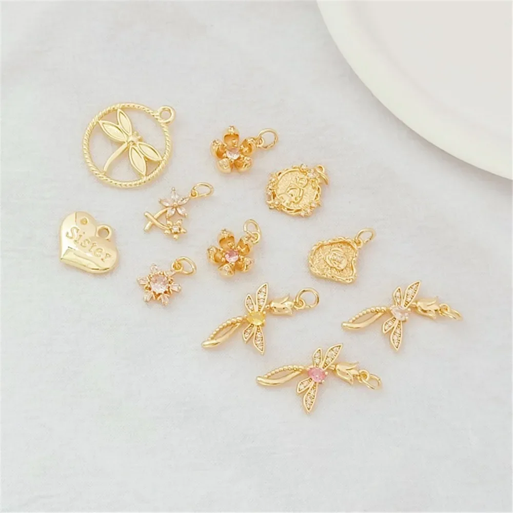 

14K Gold-plated Zirconium-inlaid Flower Center, Dragonfly Heart, Irregular Pendant, Handcrafted DIY Bracelet Pendant