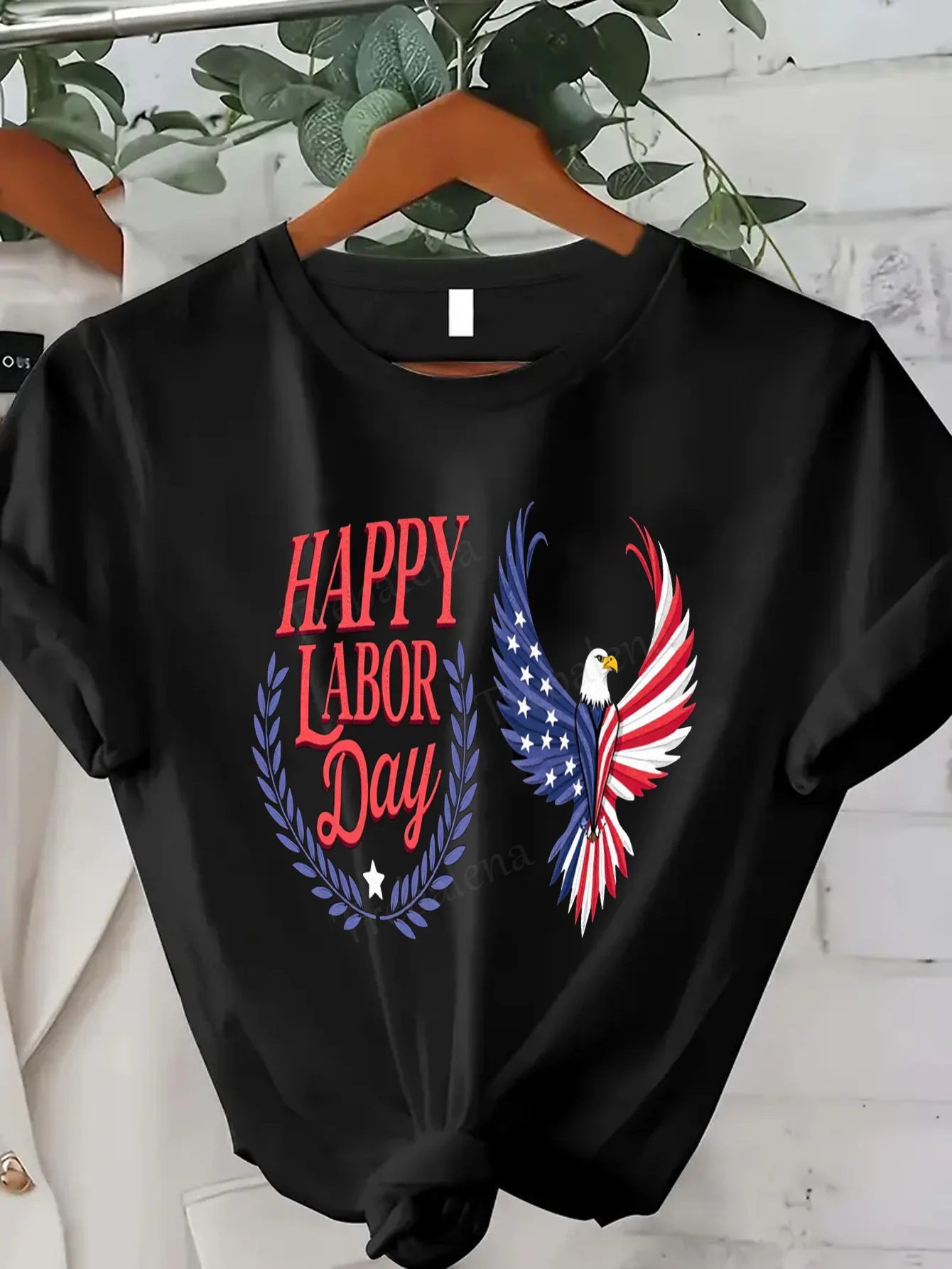 

Женская футболка Happy Labor Day Женская футболка с принтом орла