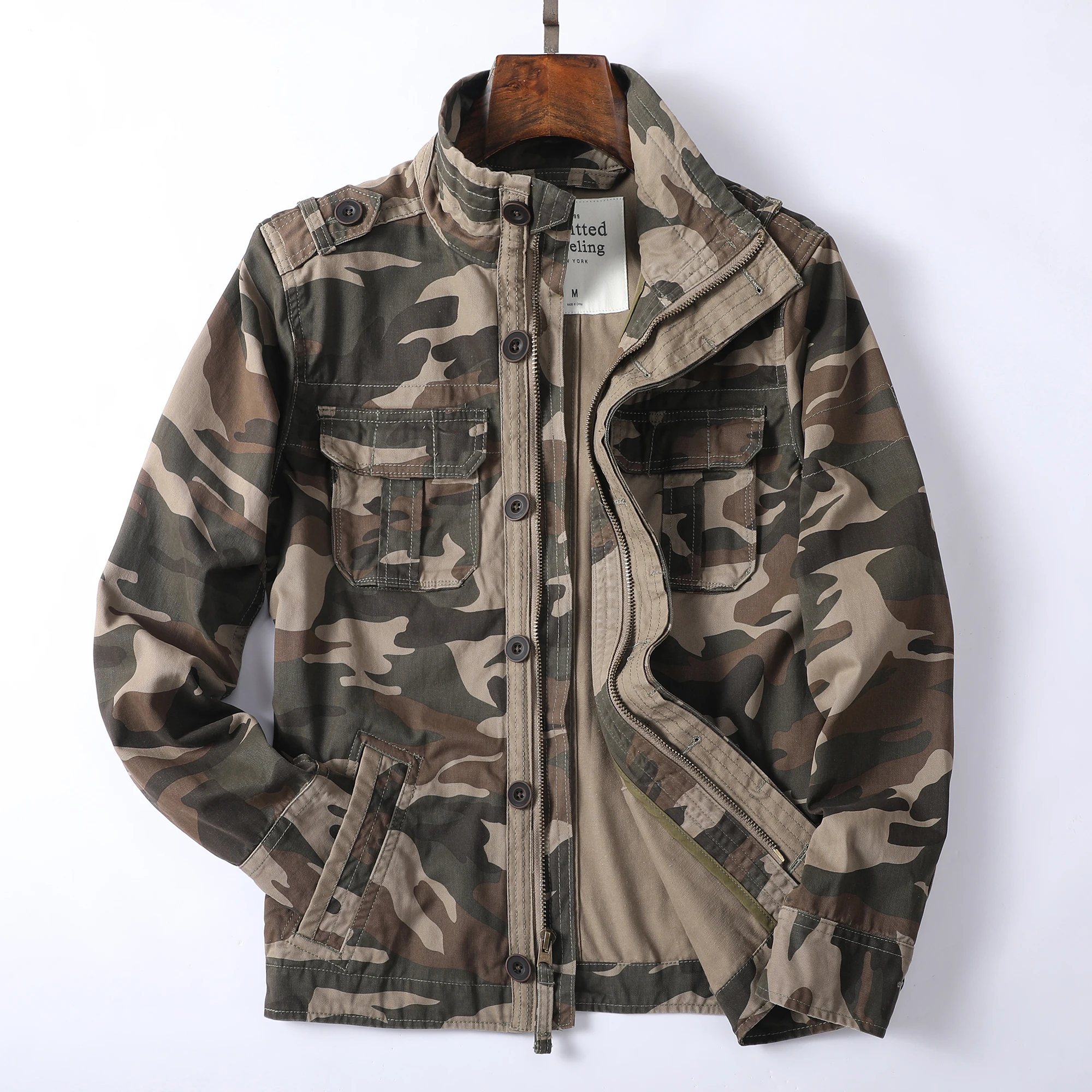 

Retro Style Men's Autumn Casual Jacket Tactical Camouflage Coat Stand Collar Outdoor Fashion Jacket