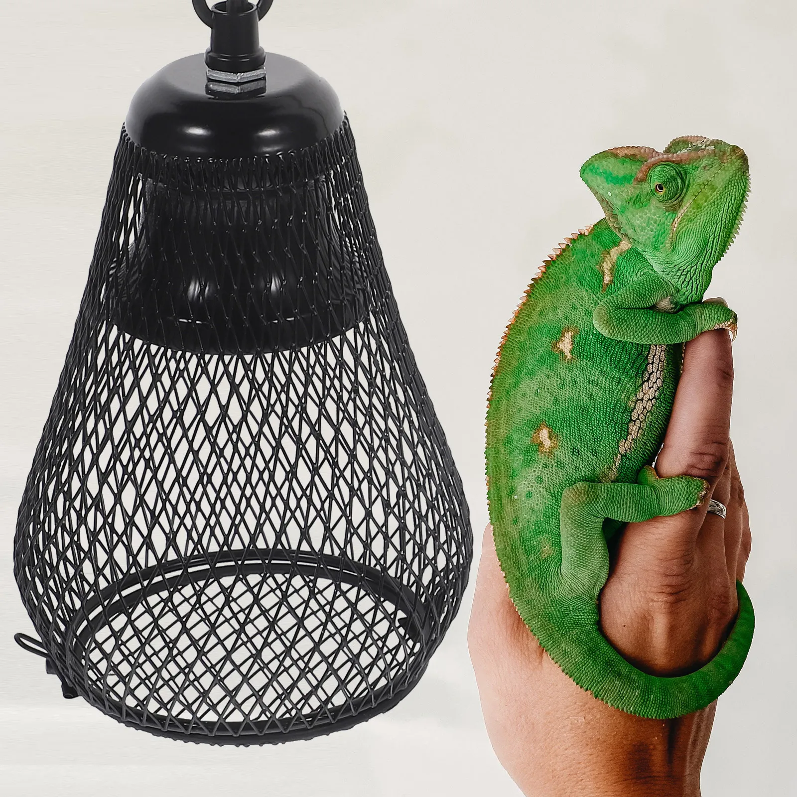 

Reptile Pet Lamp Cover Anti-Scald Lamp Shade with Hook Us Plug Iron Mesh Cover for Heating Lamps Suitable for Rabbits Turtles