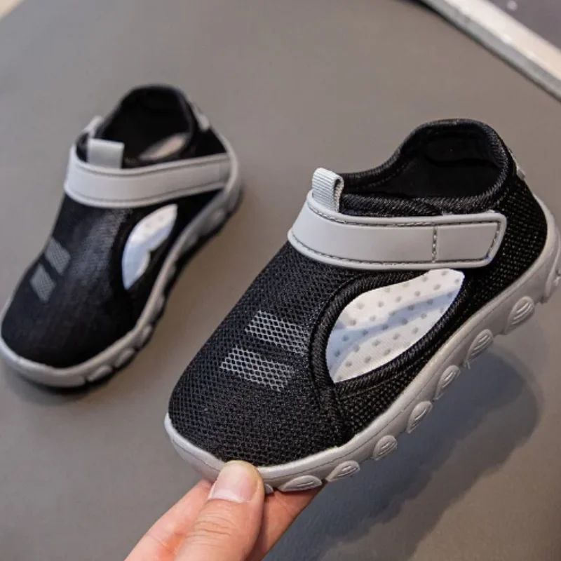 Boys Girls Web Shoes Summe Soft Sole Children\'s Sports Shoes Barefoot Water Shoes Fashion Hollow Breathable Sandals Kids Sneaker