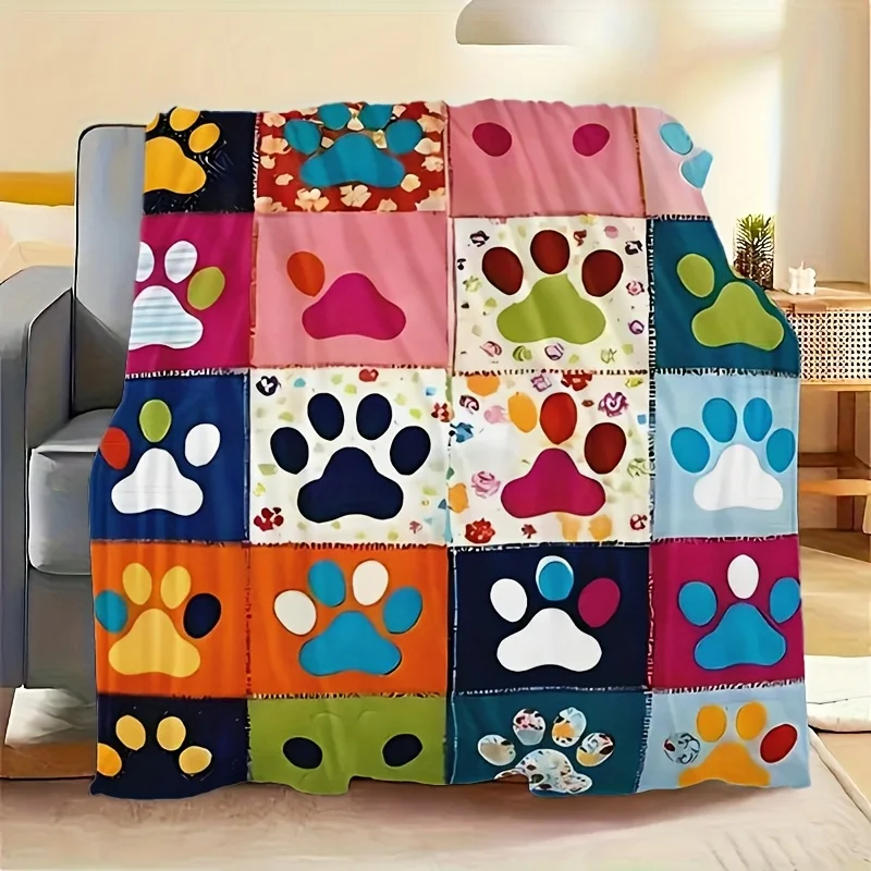 Colorful Pet Paw Patchwork Flannel Blanket 2D Single Print Cozy Home Decor Soft Accessory Warm Functional Pet-Themed Attractive