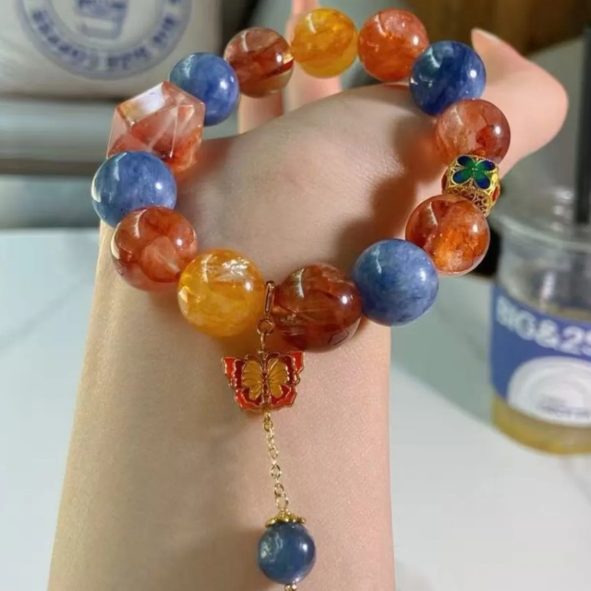 

Natural Multi-treasure Crystal Bracelet Women's Kyanite, Red Glue Flower, Crystal Bracelet Light Luxury Fashion, Original Design
