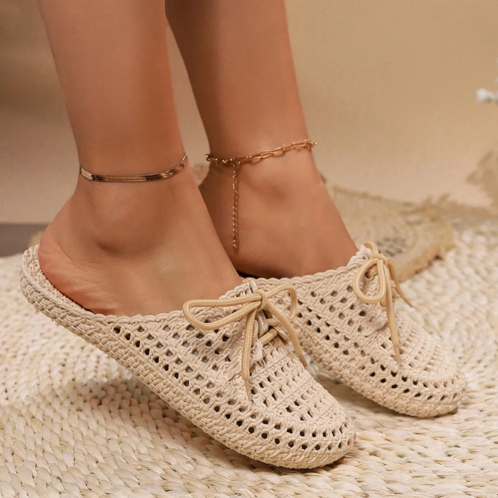 Ladies\' Hollow Summer Ventilated Lace-Up Flat Shoes Summer New Arrival Suitable Beach Shoes