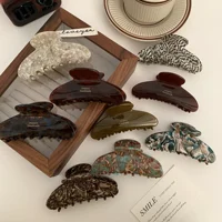 French Floral Hair Claw Temperament Caramel Shark Hair Clip Claw Large Polka Dot Grab Hair Accessory for Women - Image 3