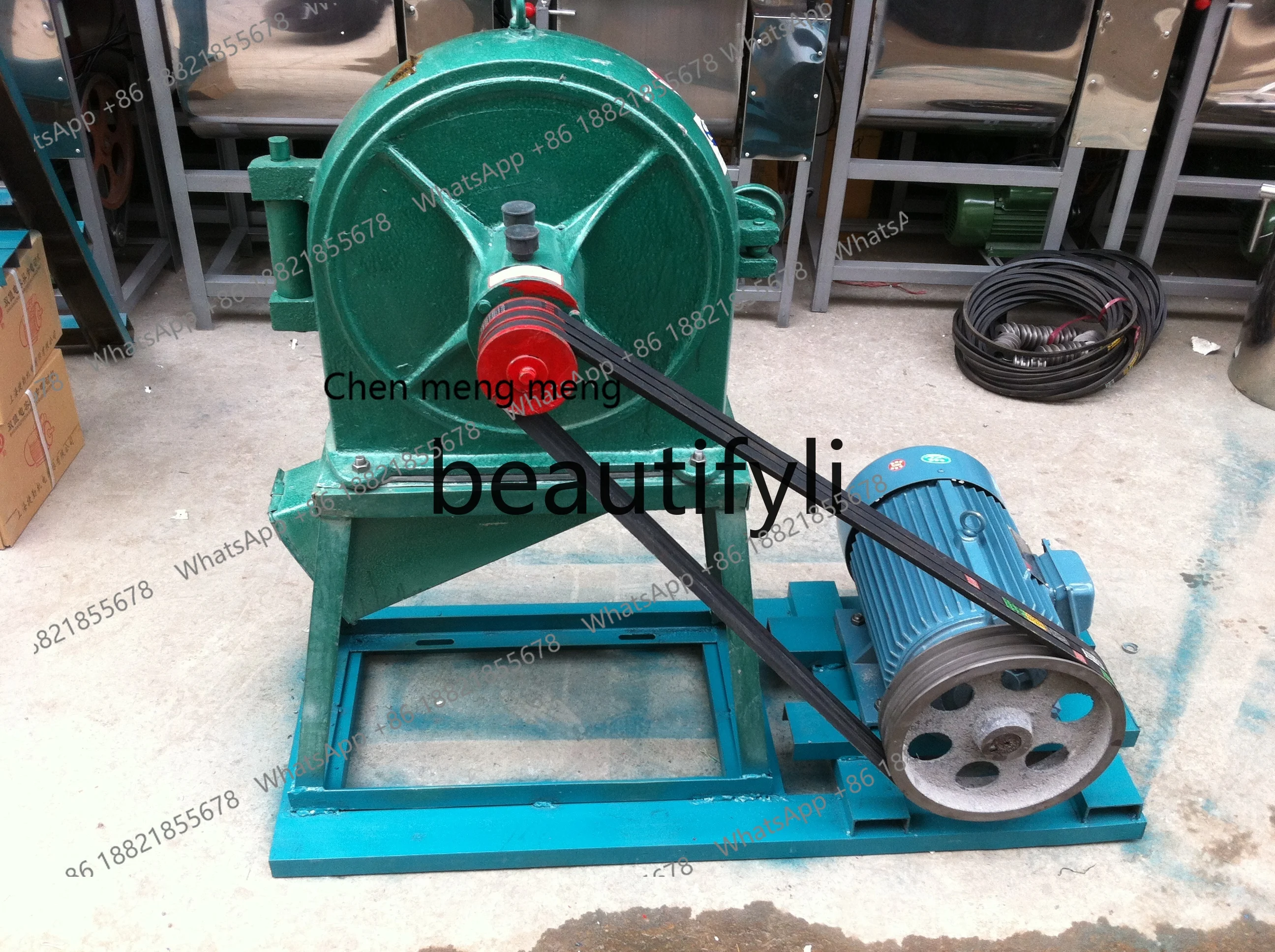 

Z189 Тип 35. Дробилка для захвата зубов. Большая универсальная дробилка для кукурузы.