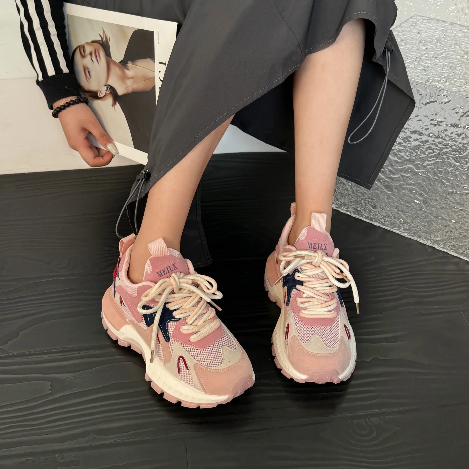 European Station Platform Shoes Women 2024 Spring and Autumn New Breathable Fashion Round Head Lace-up Non-slip Daddy Shoes