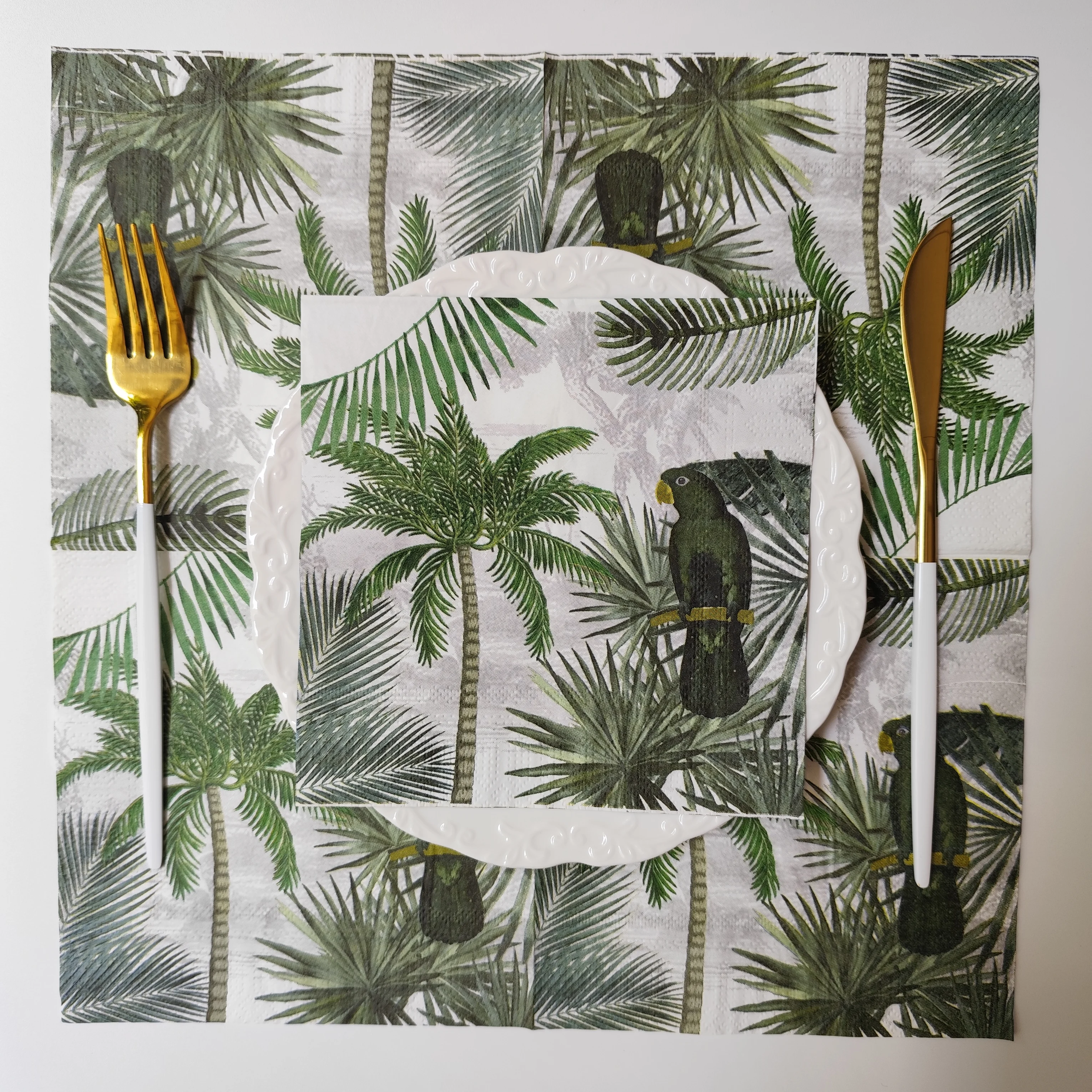 20 Pcs Vintage Tropical Palm Leaves & Black Parrots Printed Paper Napkins, Table Decors for Afternoon Tea & Island-Themed Party