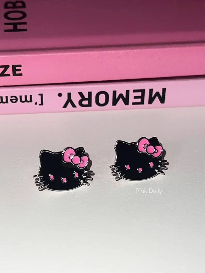 Boucles d'oreilles Hello Kitty en cuir noir pour filles, sans oreilles percées, clip d'oreille Kawaii, décoration créative, accessoires de bijoux, Y2k