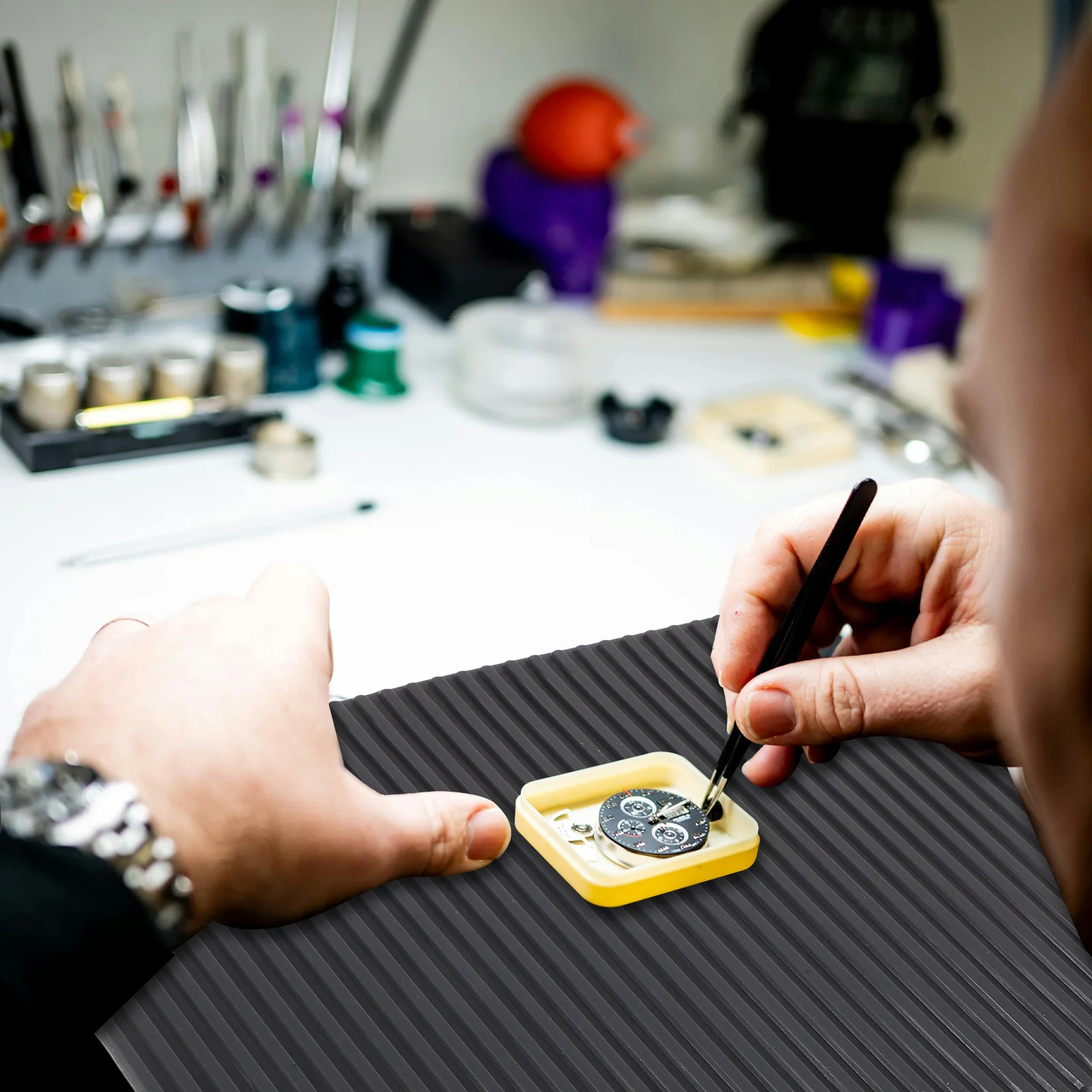 

Watch Repair Anti-Slip Mat Professional Movement Cushion Pad Tool For Watchmaker Storage Tray Workbench Protector Repair