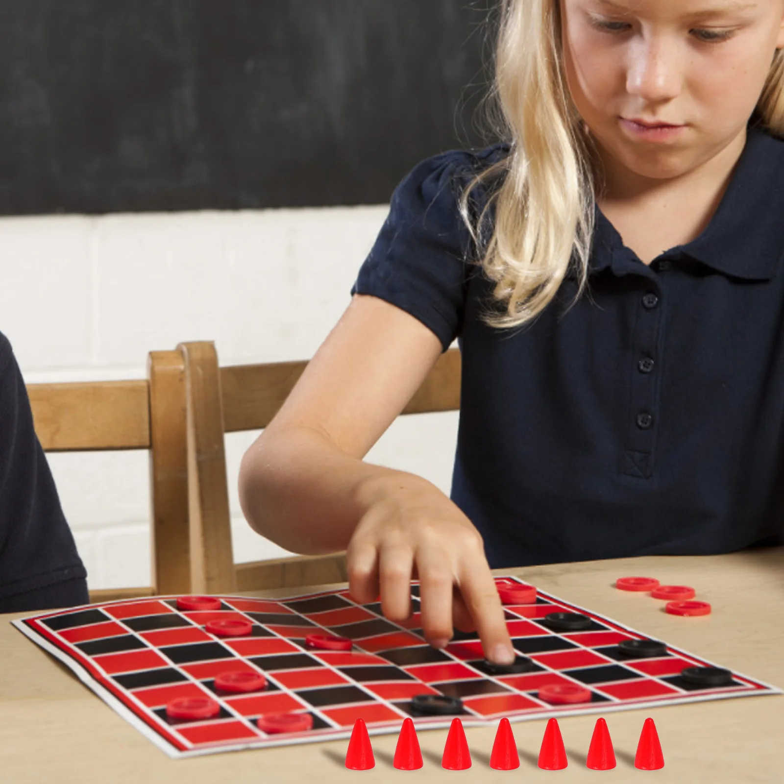 

30pcs Wooden Pieces Small Size Lightweight Portable Game Pawns For Family Party Travel Replacement Chess Pieces Wood Chess Set