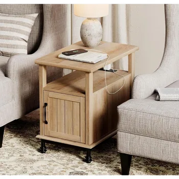 Dębowy stolik końcowy ze stacją ładującą, stolik boczny na sofę z szafką do przechowywania do salonu, stolik nocny z jasnego drewna z