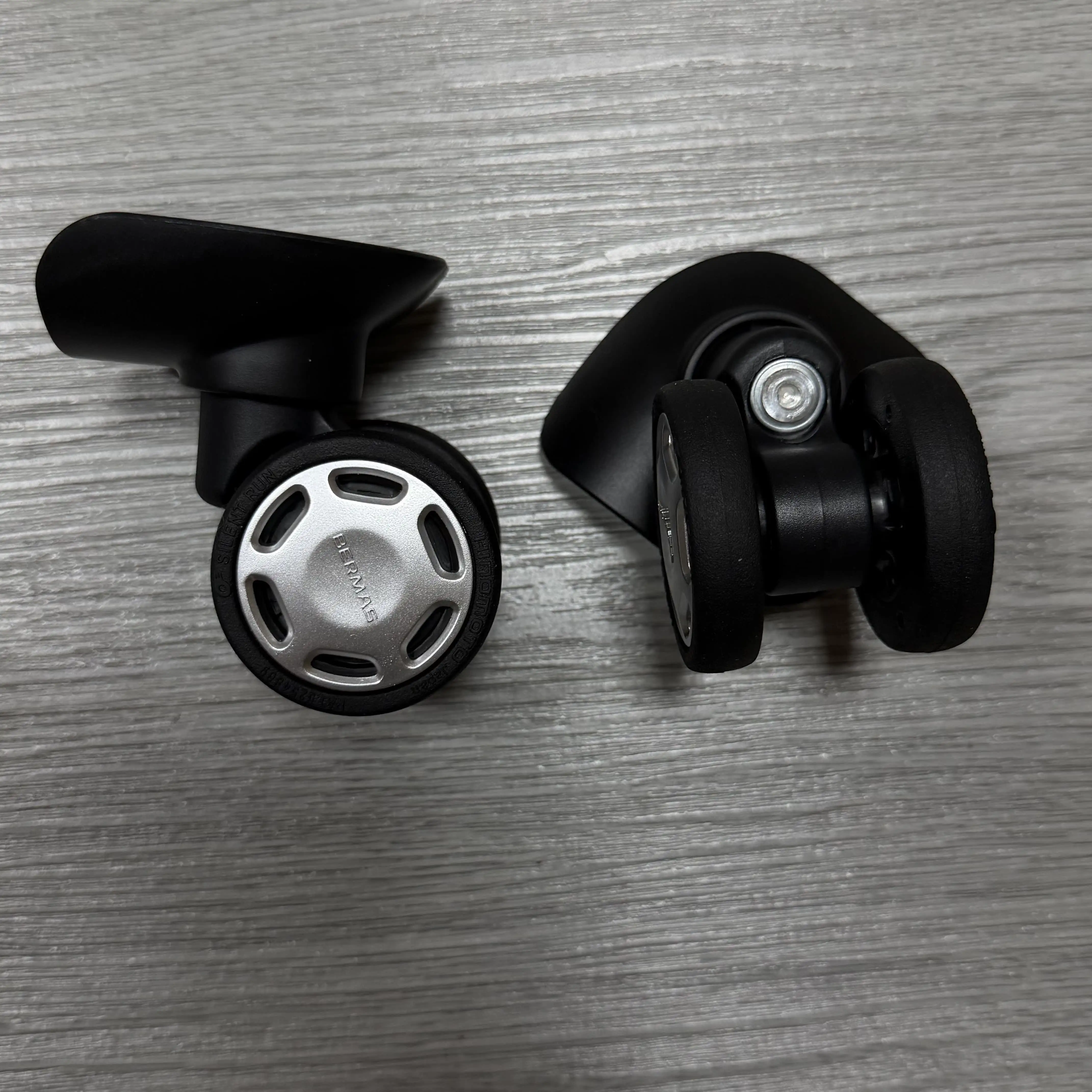 For HW50 Wheel Housing Bermas Luggage Replacement Parts, Original Universal Caster HW60-1 for Travel Suitcase Repair