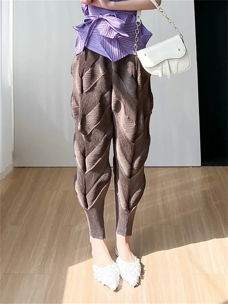 Miyake Pleated Casual Pants 2023 New Autumn Fashion Harem Nine-point Pants Women's High Waist Loose Versatile Twist Pants