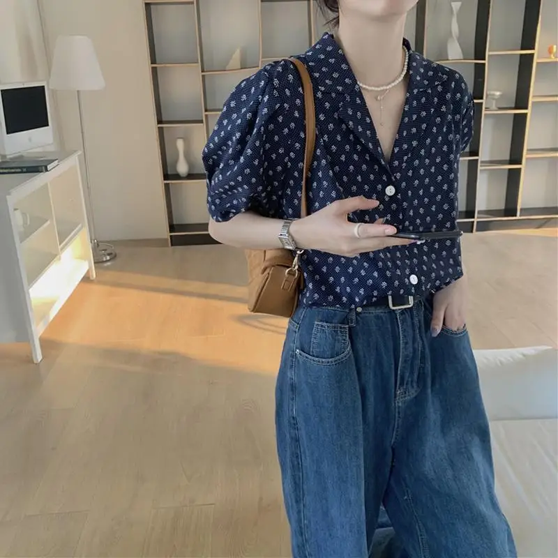 

Women Clothing Summer Fashion Floral Print Notched Neck Shirt Vintage Casual Commute Chic Blouse Female Short Sleeve Loose Tops