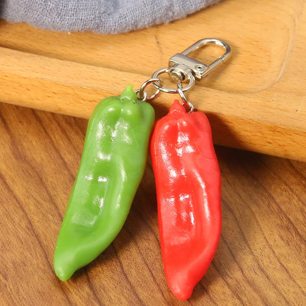 Creative Simulation Red Green Chili Keychain Cute 3D Vegetable Food Keyring Funny Bag Pendant Charm for Car Keys Backpack Gift