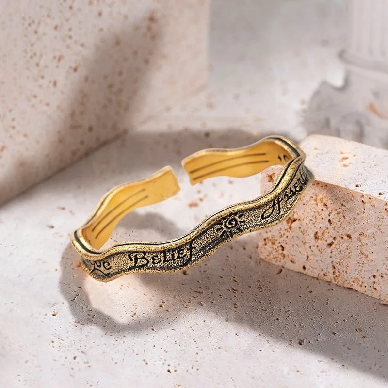 

Trendy Black Gold Bracelet, Women's Antique Gold Bracelet, English Graffiti, Retro Versatile, Original, High End