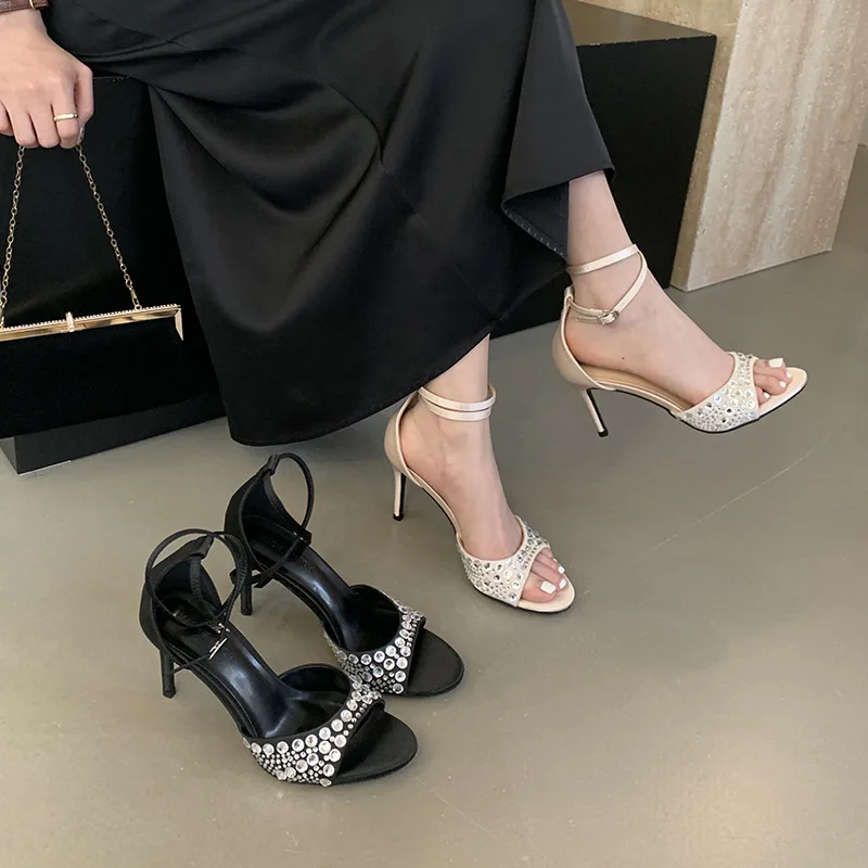 Women's 2024 New Summer Versatile Slim Heels with High Heels and Elegant Design, Elegant and Stylish Sandals