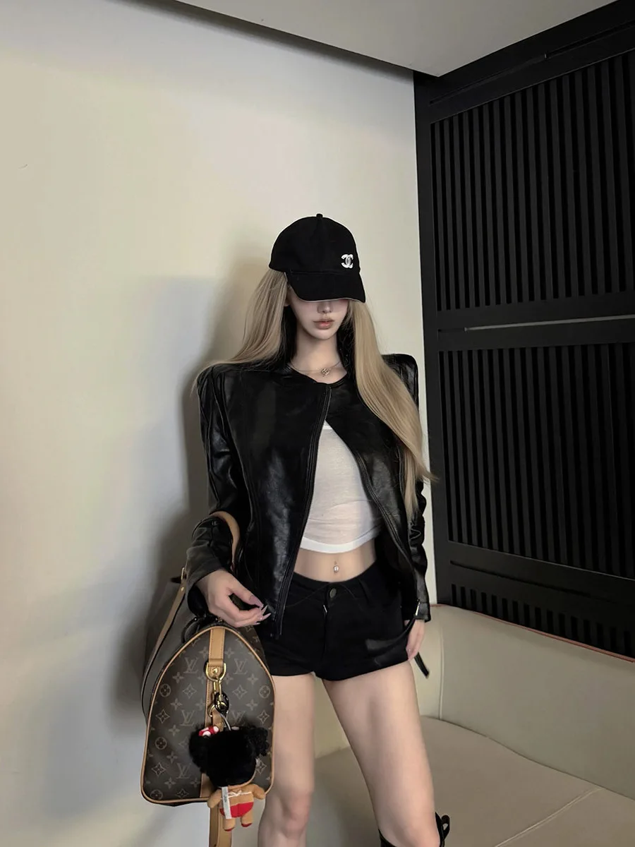 American Heavyweight Motorcycle Jacket Short Women's Fashion Multiple Zippers Casual Style Standard Fit Autumn Waist Cinch Sl...