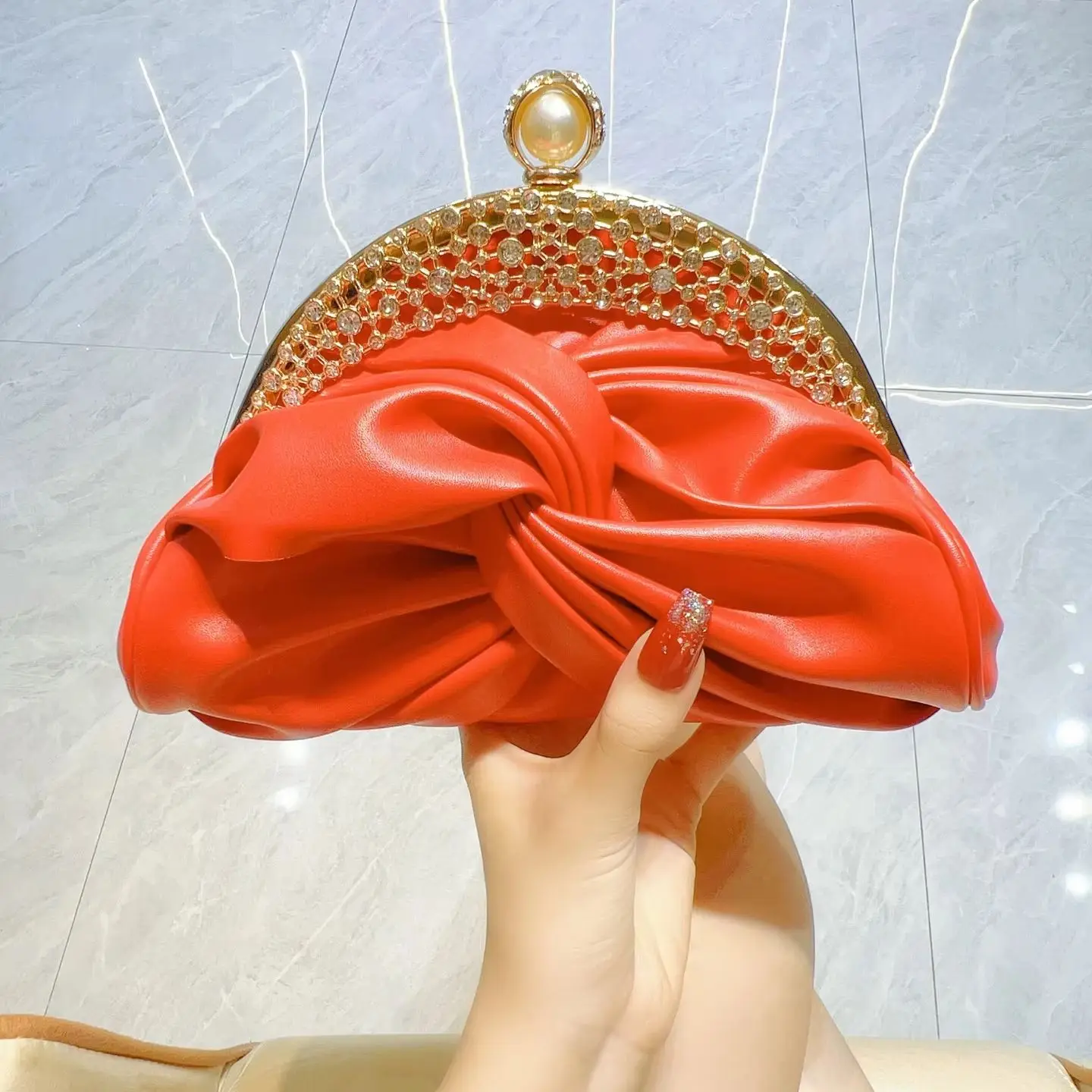 Newest Women Luxury Clutch Purse Designer Handbags Wedding Party Banquet Bags Shiny Evening Bag Fashion Diamond Shoulder Bag