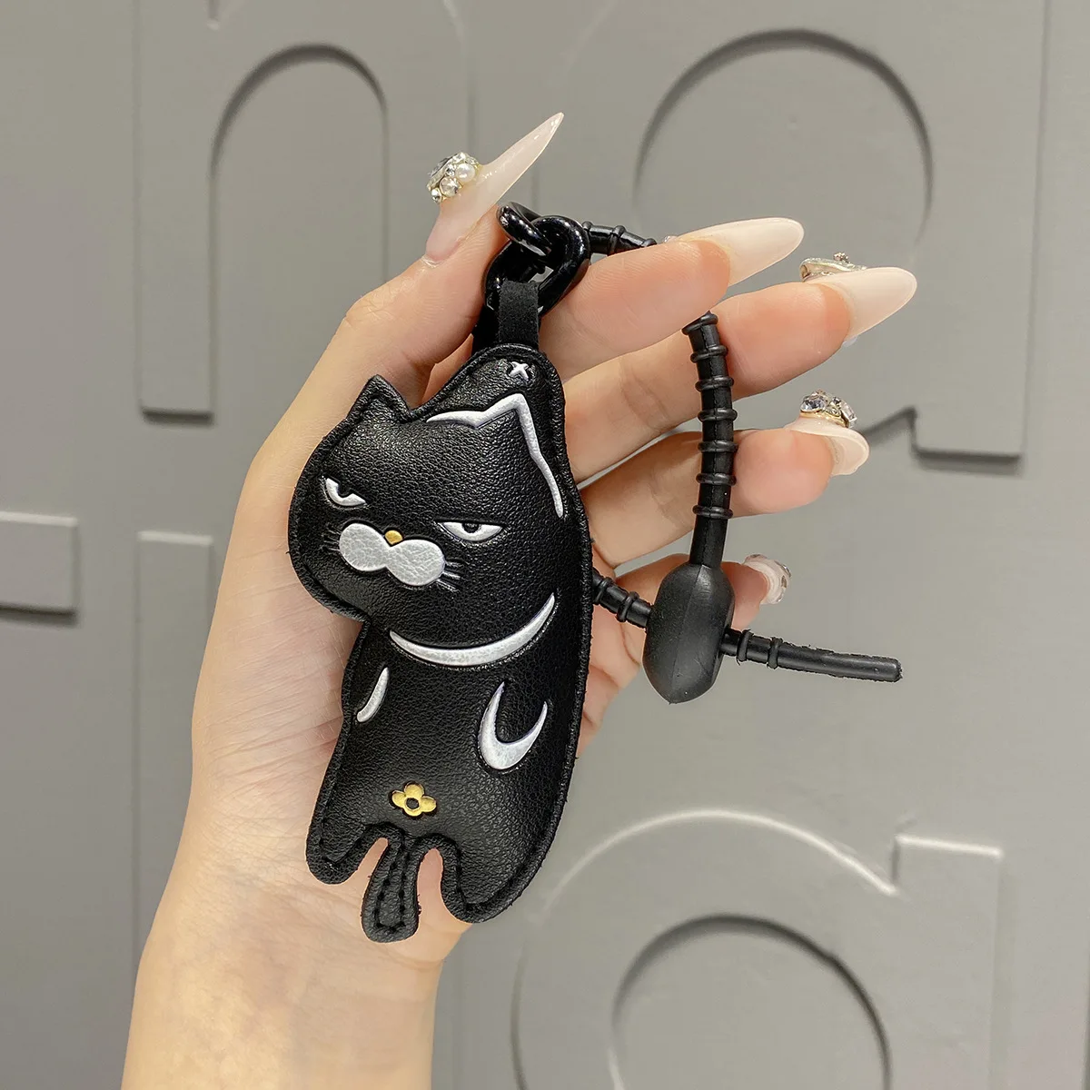 Cartoon Funny Hate-world Cat Keychain Cartoon Hot Car Keyring Pendants Couple Gifts Girlfriend Bag Accessories Collectible Gift