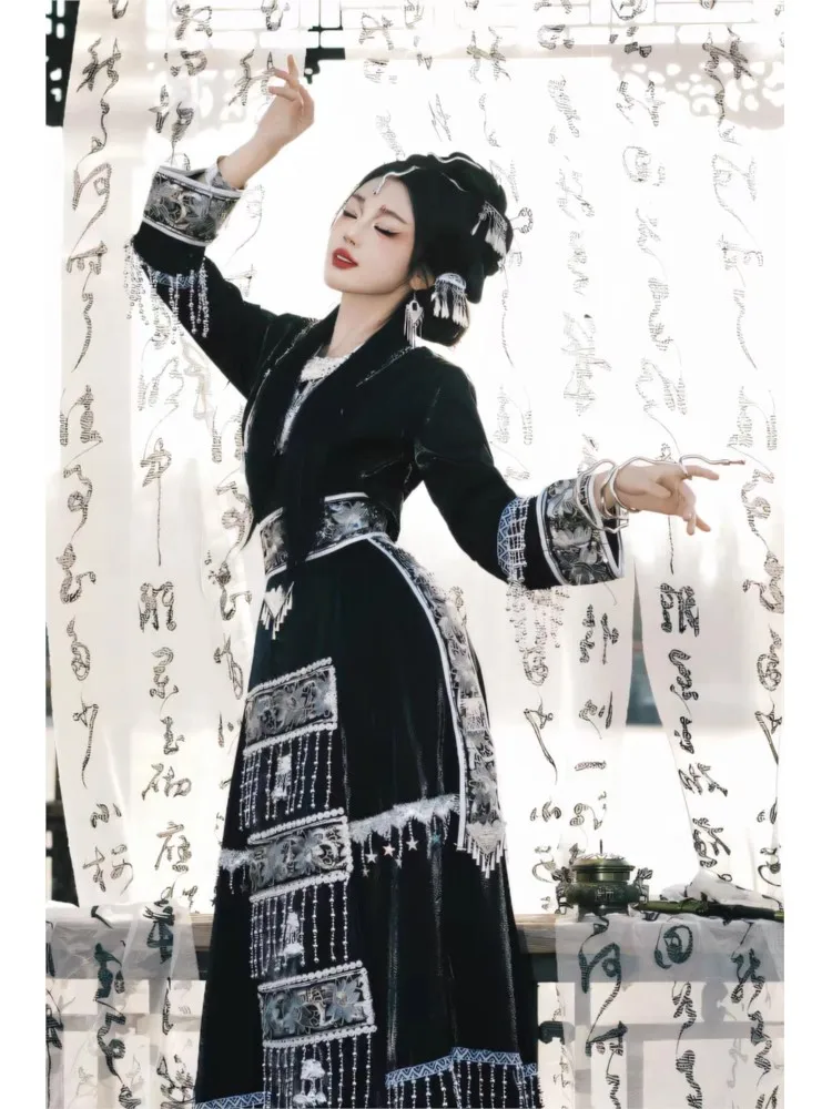 

Female black ethnic exotic girl travel photography performance costume