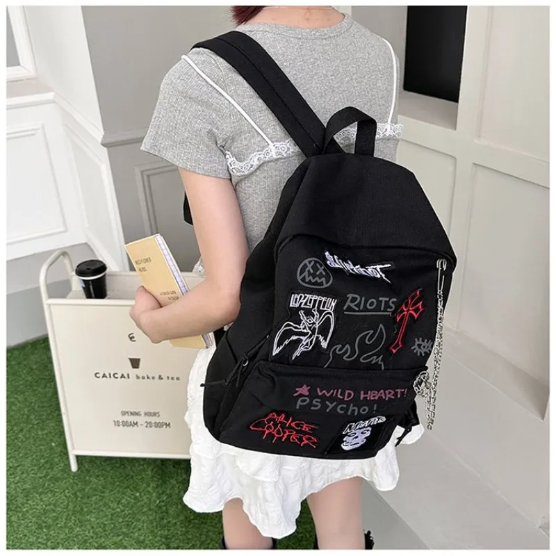 حقائب ظهر كاجوال صلبة للمقصورة الداخلية Softback 2025 حقائب عالية الجودة للنساء حقائب ظهر من النايلون بجيب داخلي بسحاب