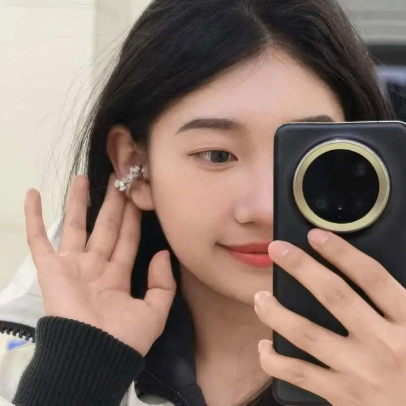 หูฟังไร้สาย CORA CORA RHINESTONES ACCESSIORS ACCENTORIOS ของหูฟัง 1PC ลดเสียงรบกวน