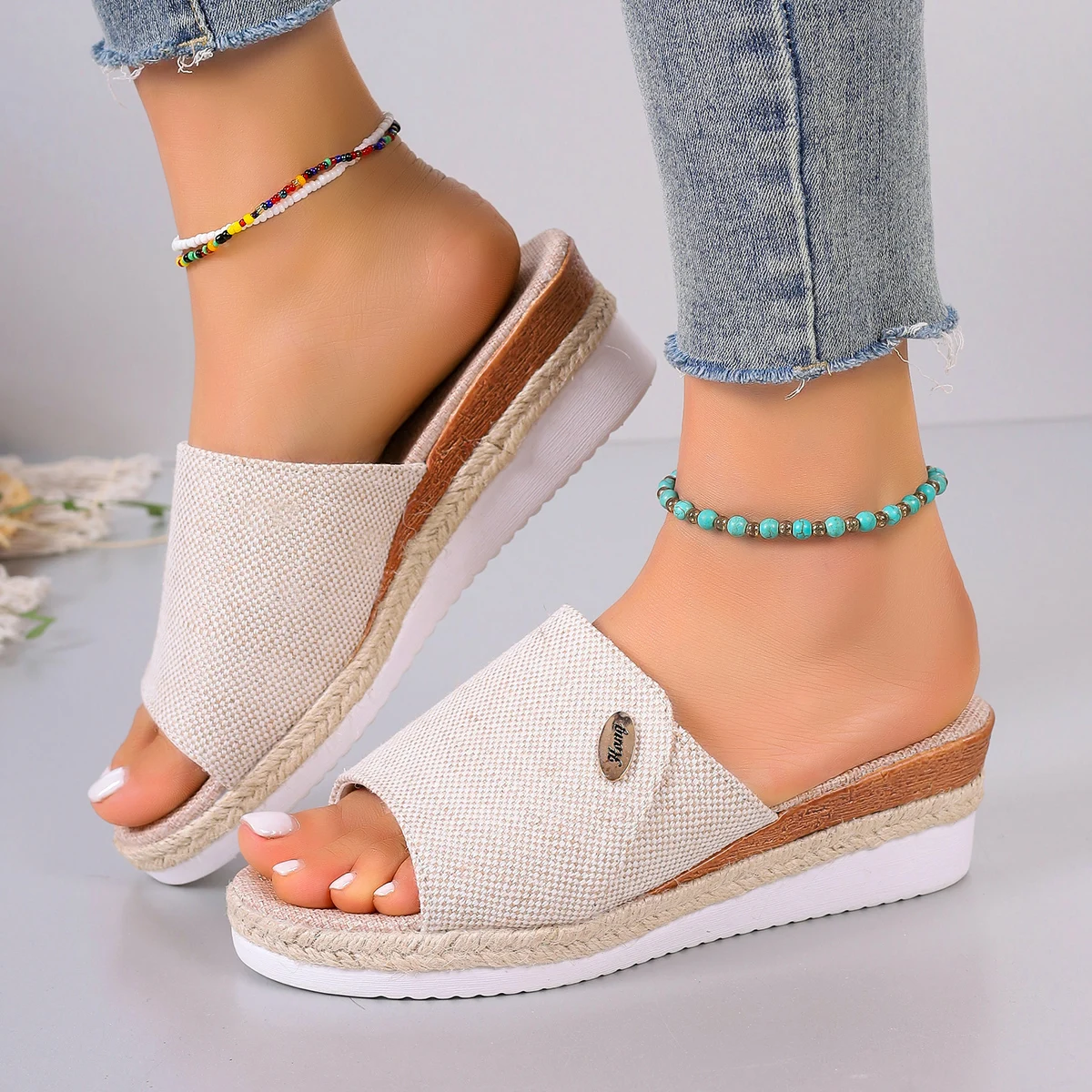 

Summer Wedges Women Slippers Platform High Heels Slippers Ladies Outside Basic Wedge Shoes Retro Outdoor Sandals Slides Women