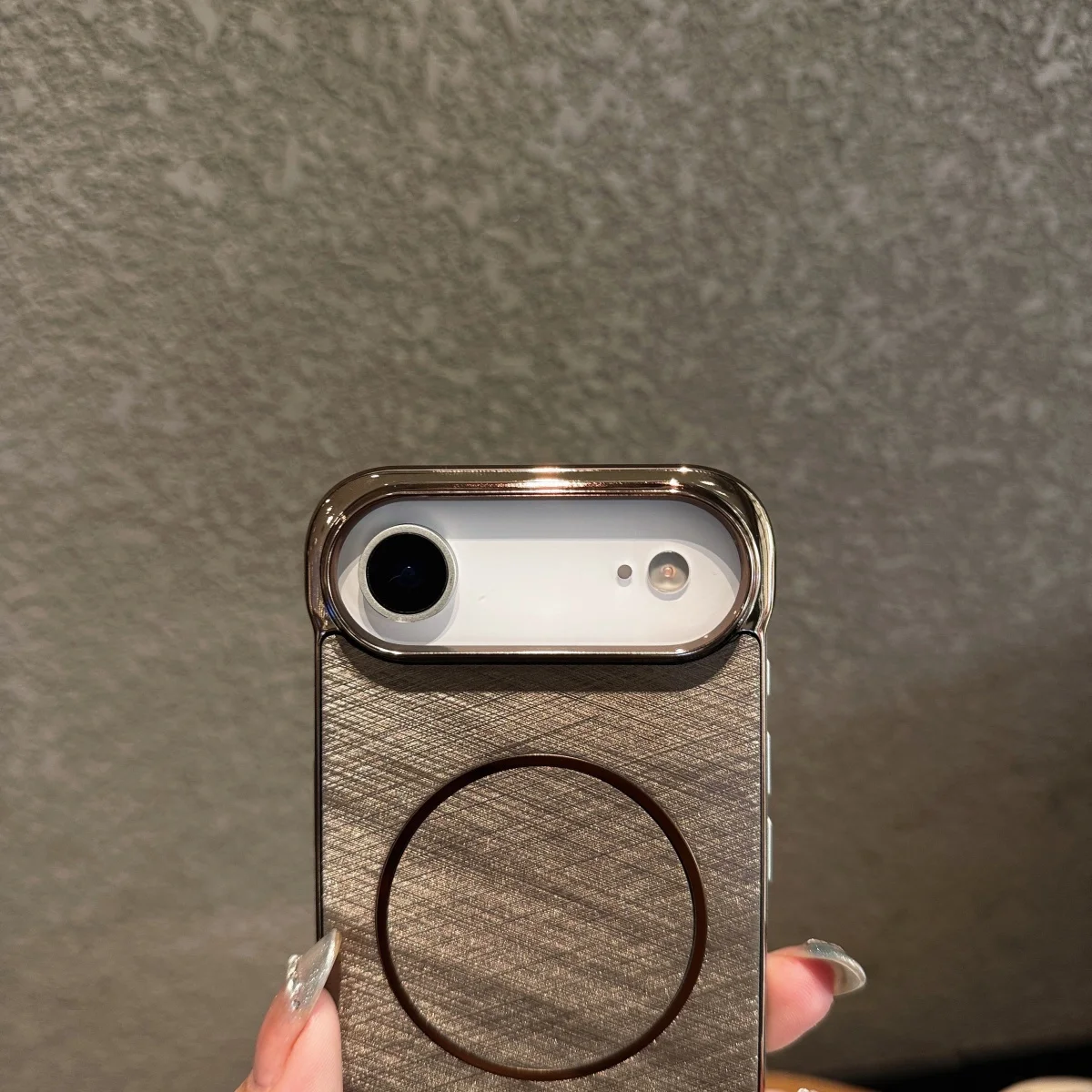Magsafe 무선 충전 냉각 PC 커버 용 iPhone 17 Air Pro Max 용 전기 도금 경계선없는 자기 금선 전화 케이스 썸네일 3