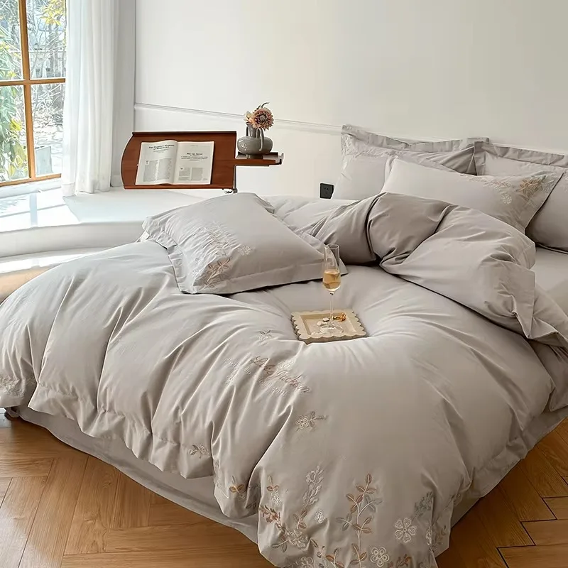 

2025 New Class A Long-staple Cotton Flowers Embroidery Bedding Set Four-piece Sets Bed Sheet B2binchina Quilt