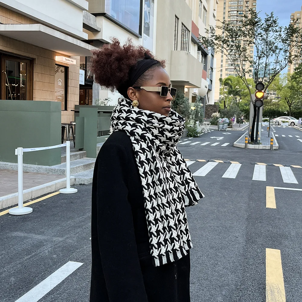 High Quality Chic Houndstooth Scarf Women Autumn Winter Warm Thick Long Muffler Female Versatile British Style Shawl Ladies