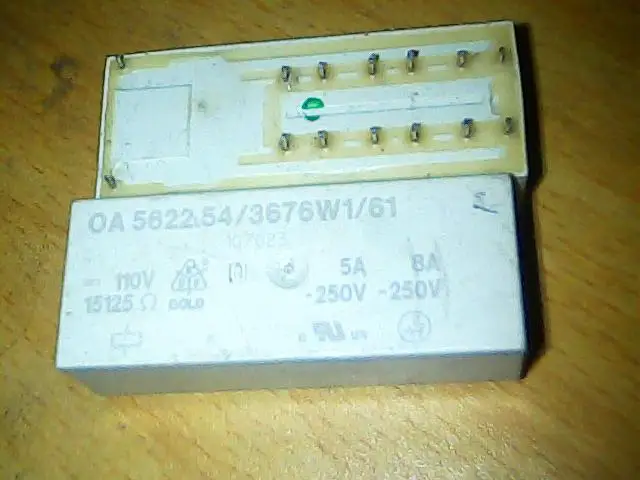 

OA 5622.54/3676W1/61 110V DOLD 10PCS