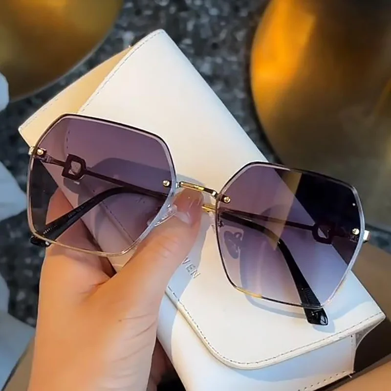 Fashionable internet celebrity with the same type of sunglasses, metal high-end frameless sunglasses, women's UV resistant cut