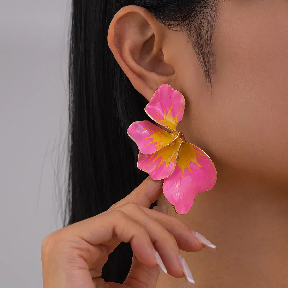 High Quality Enamel Irregular Flower Petal Earrings Colorful Bloom Design Cottagecore Lightweight Stud for Women