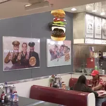 Ventilatore 3D ologramma sincronizzato da 65 cm Pubblicità wifi Attrezzatura 3D bluetooth Ventilatore olografico 3D Display ologramma pubblicitario