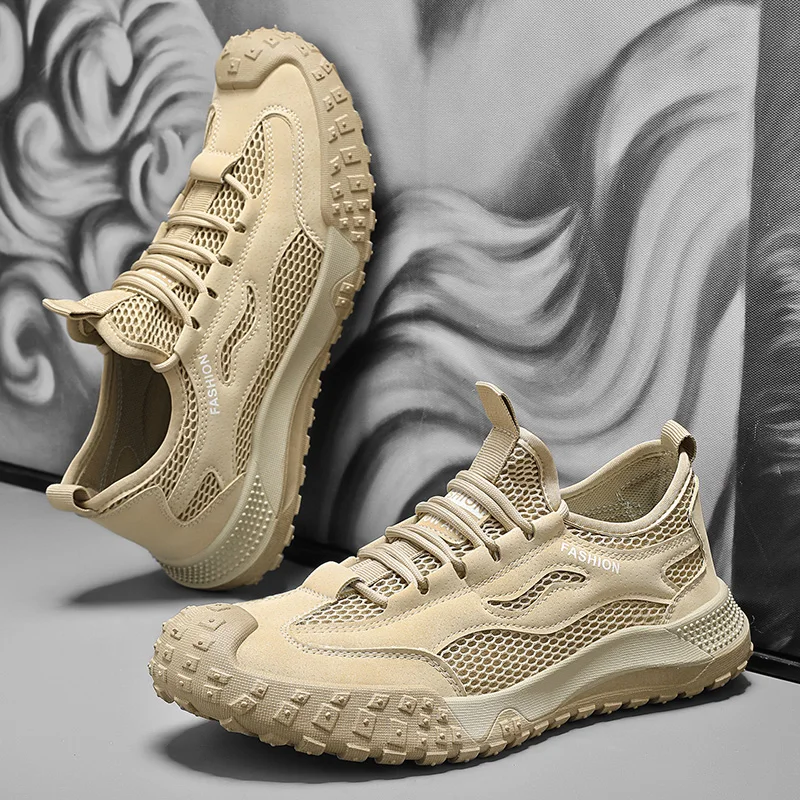 New Men's Outdoor Hiking Shoes Breathable Lightweight Casual Sports Shoes Soft Bottom Net Surface Easy to Wear for Spring Summer