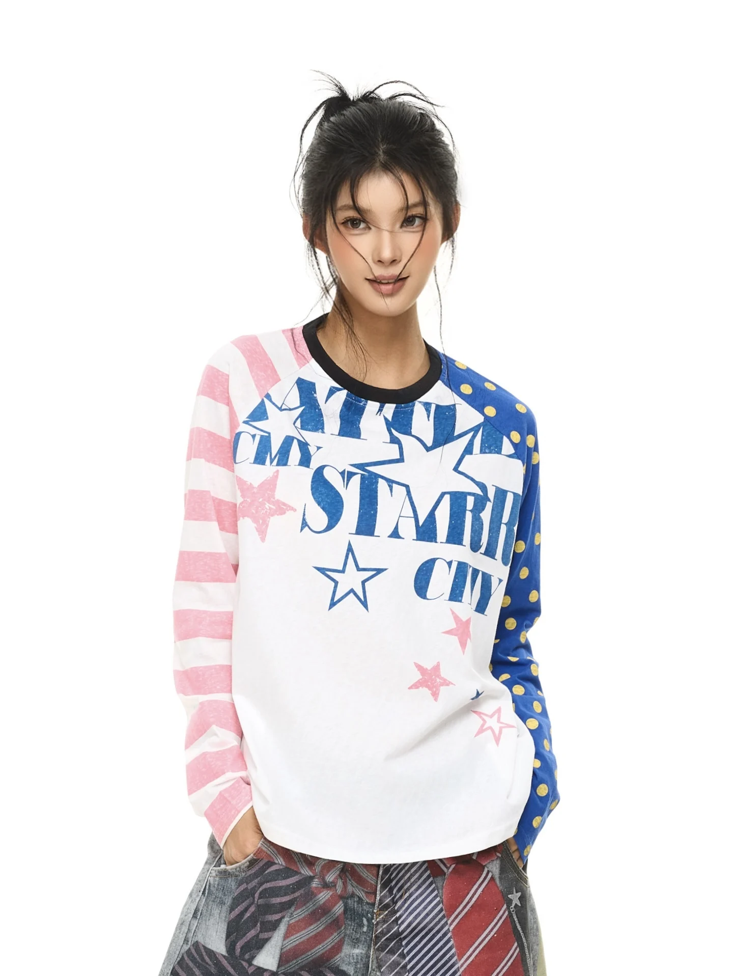 

Женская футболка с длинным рукавом в американском стиле, свободного кроя, с принтом, вставками на плечах, надписями и в горошек, для женщин и студенток