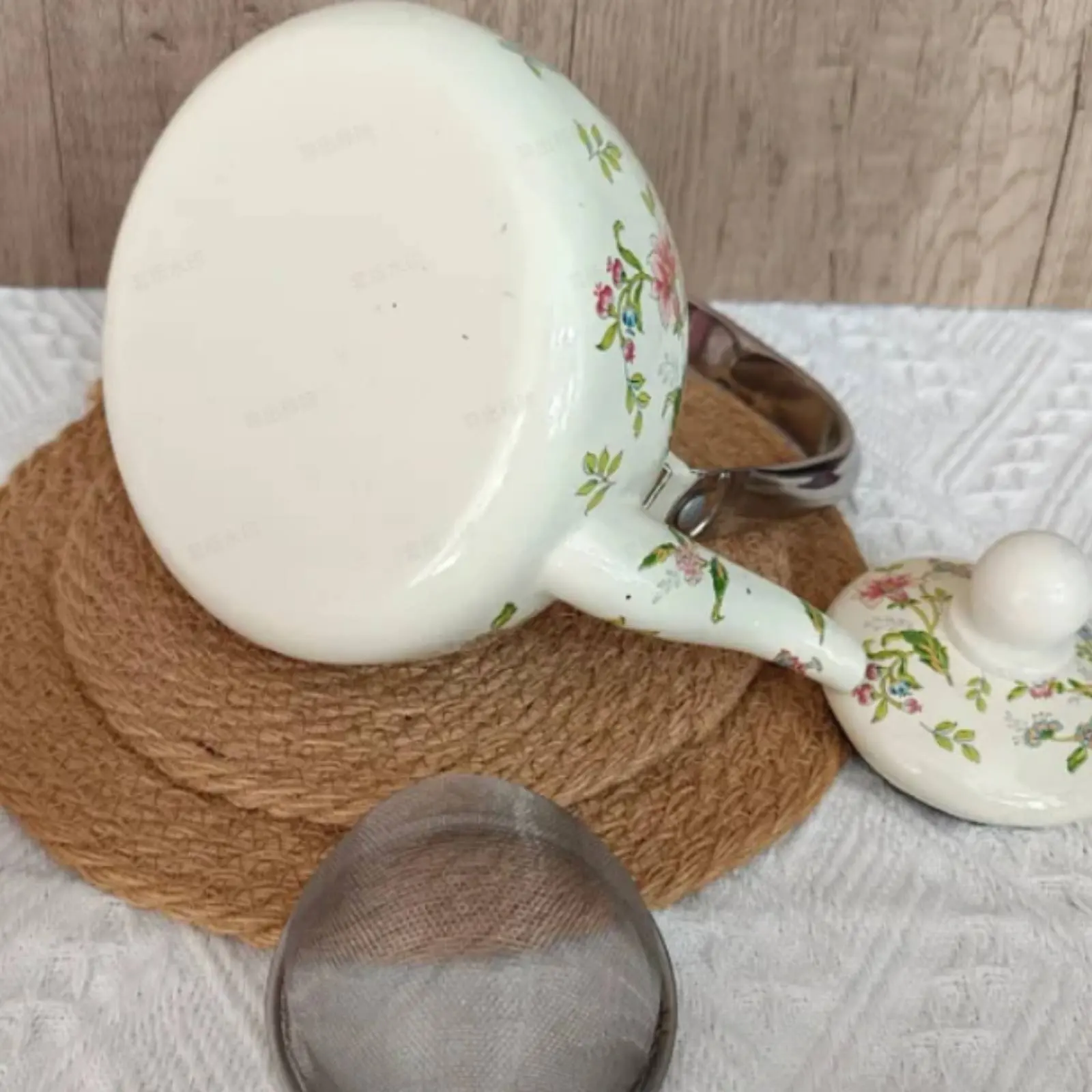 Enamel Tea Kettle Induction Cooker Safe Enamel Teapot Floral Tea Kettle Built-in Filter Kitchenware Easy to Clean for Stovetop - view 6