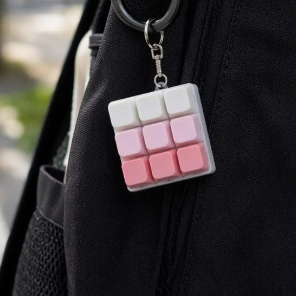 Small And Elegant Keyboard Keychain Compact Portable Fidget Bag Pendant Plastic Light-up Press Button Keyring Casual Wear